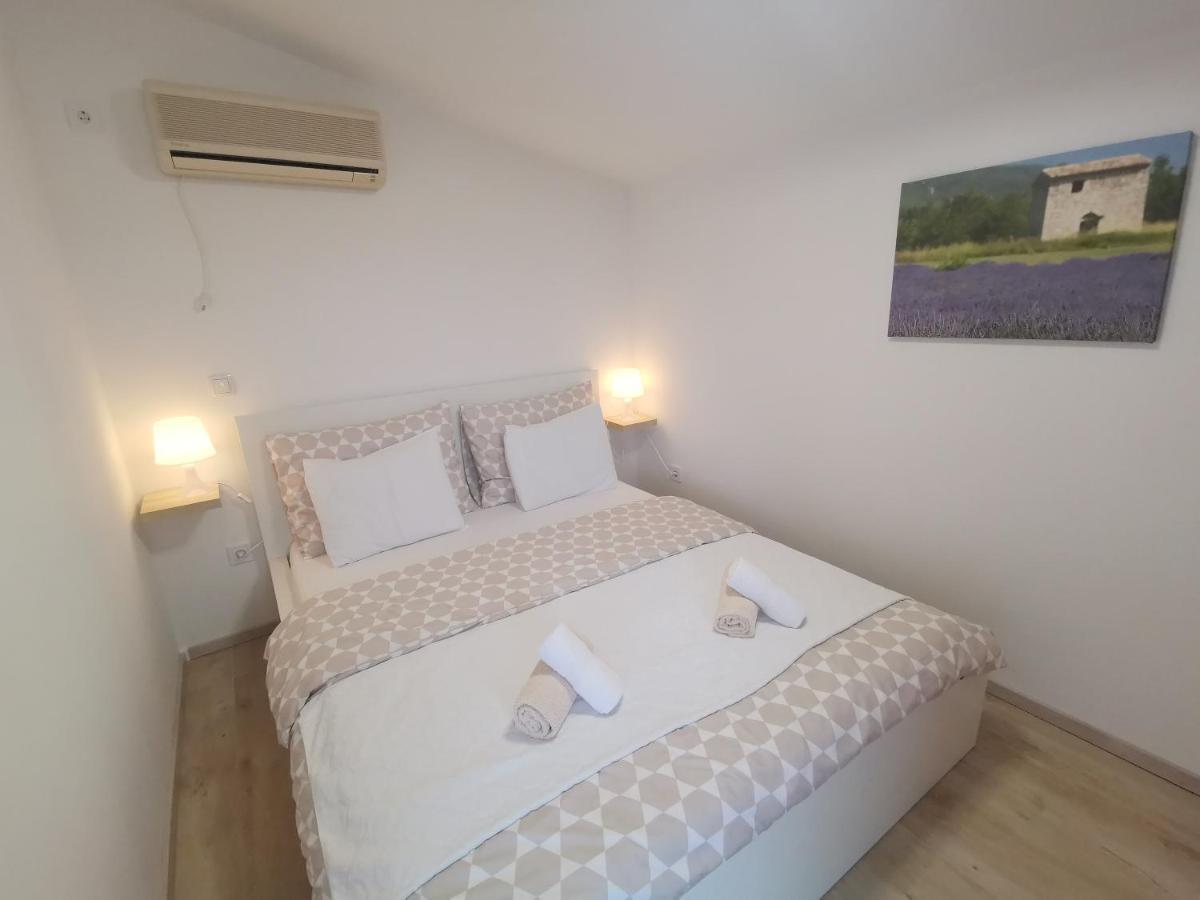 Apartamento Old Town Paklenica Starigrad Paklenica Exterior foto